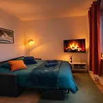 Le Perchoir-wifi-face A La Gare-terrasses-proche Tous Commerces サールブール