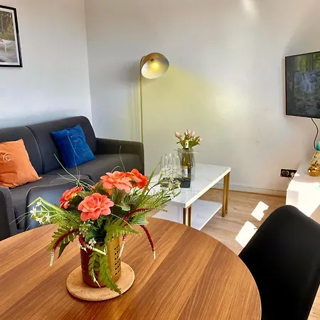 Le Perchoir-wifi-face A La Gare-terrasses-proche Tous Commerces * Sarrebourg