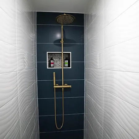 Le Perchoir-wifi-face A La Gare-terrasses-proche Tous Commerces *