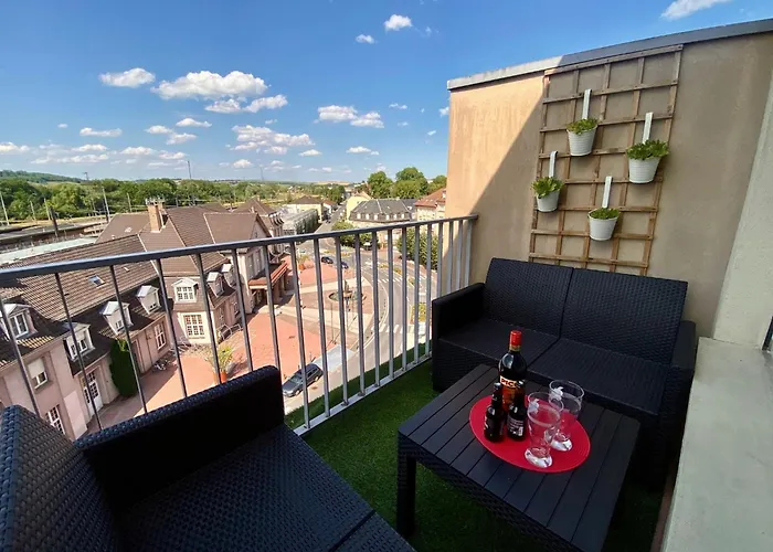 Lägenhet Le Perchoir-wifi-face A La Gare-terrasses-proche Tous Commerces