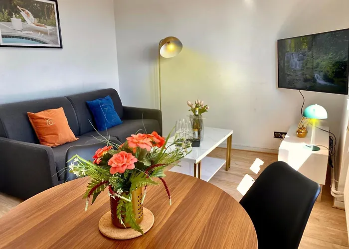 Le Perchoir-wifi-face A La Gare-terrasses-proche Tous Commerces * Sarrebourg