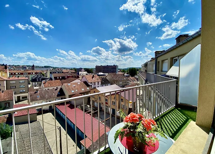 Le Perchoir-wifi-face A La Gare-terrasses-proche Tous Commerces Sarrebourg